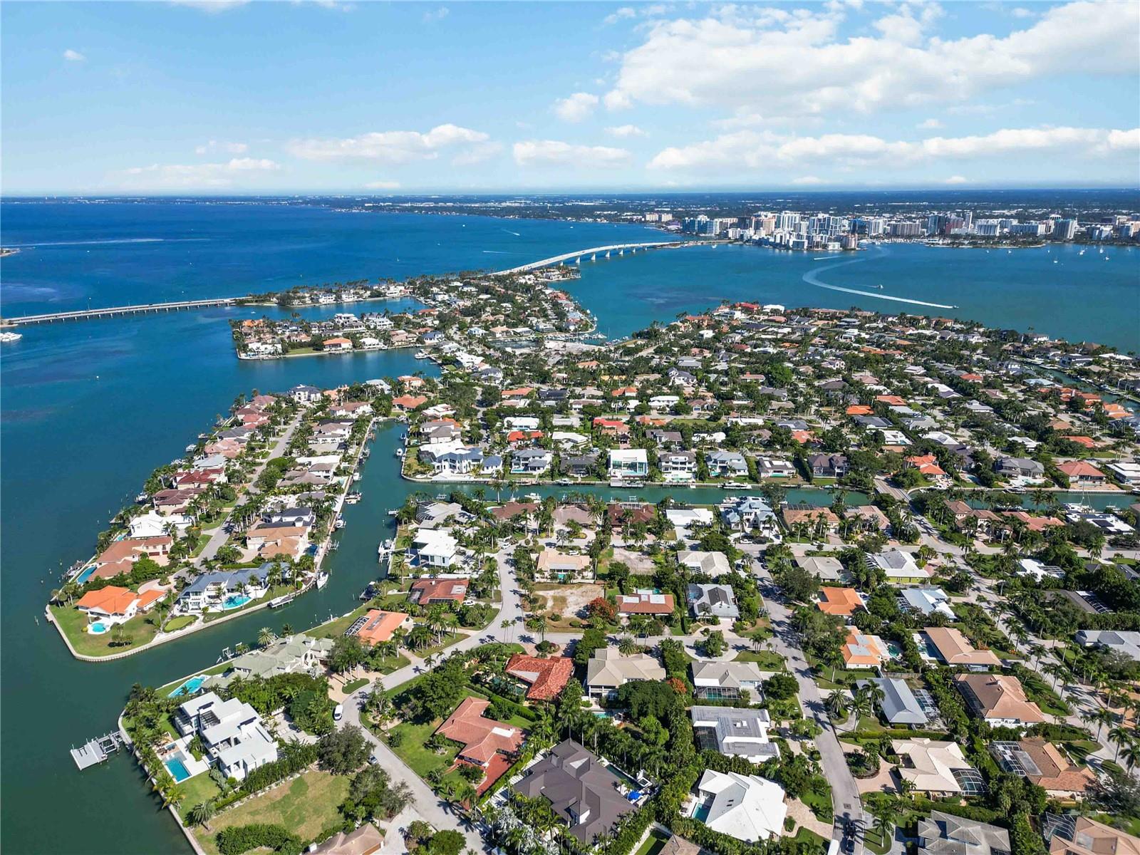 Image 33 of 37 For 503 Spoonbill Way