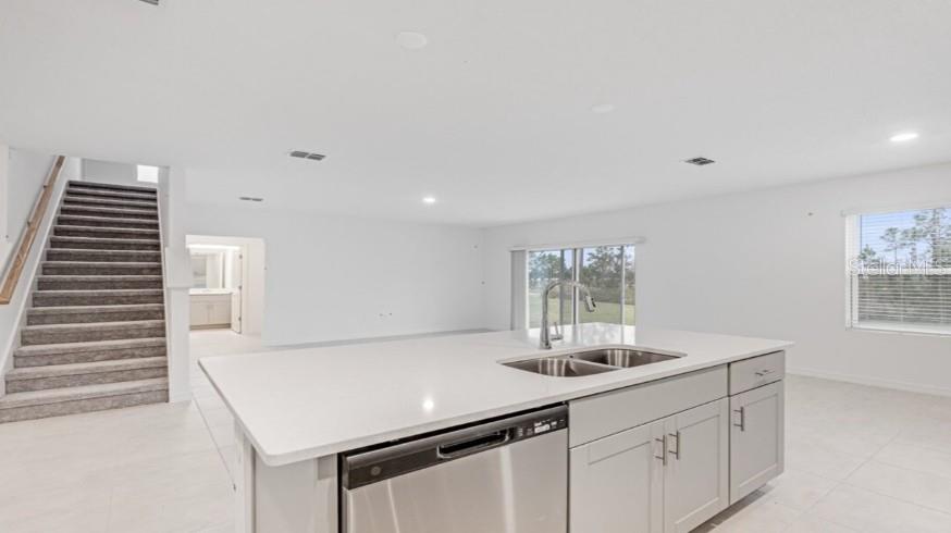 Image 11 of 25 For 7439 Sandstone Drive