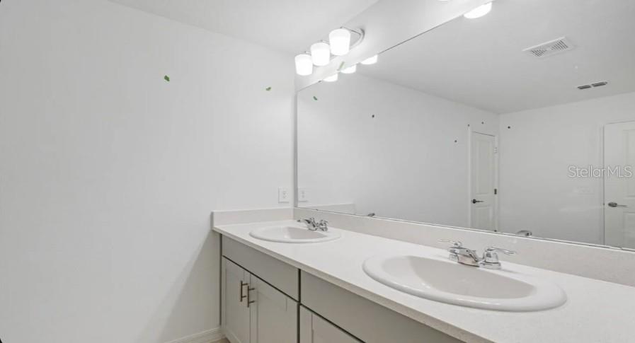 Image 21 of 25 For 7439 Sandstone Drive