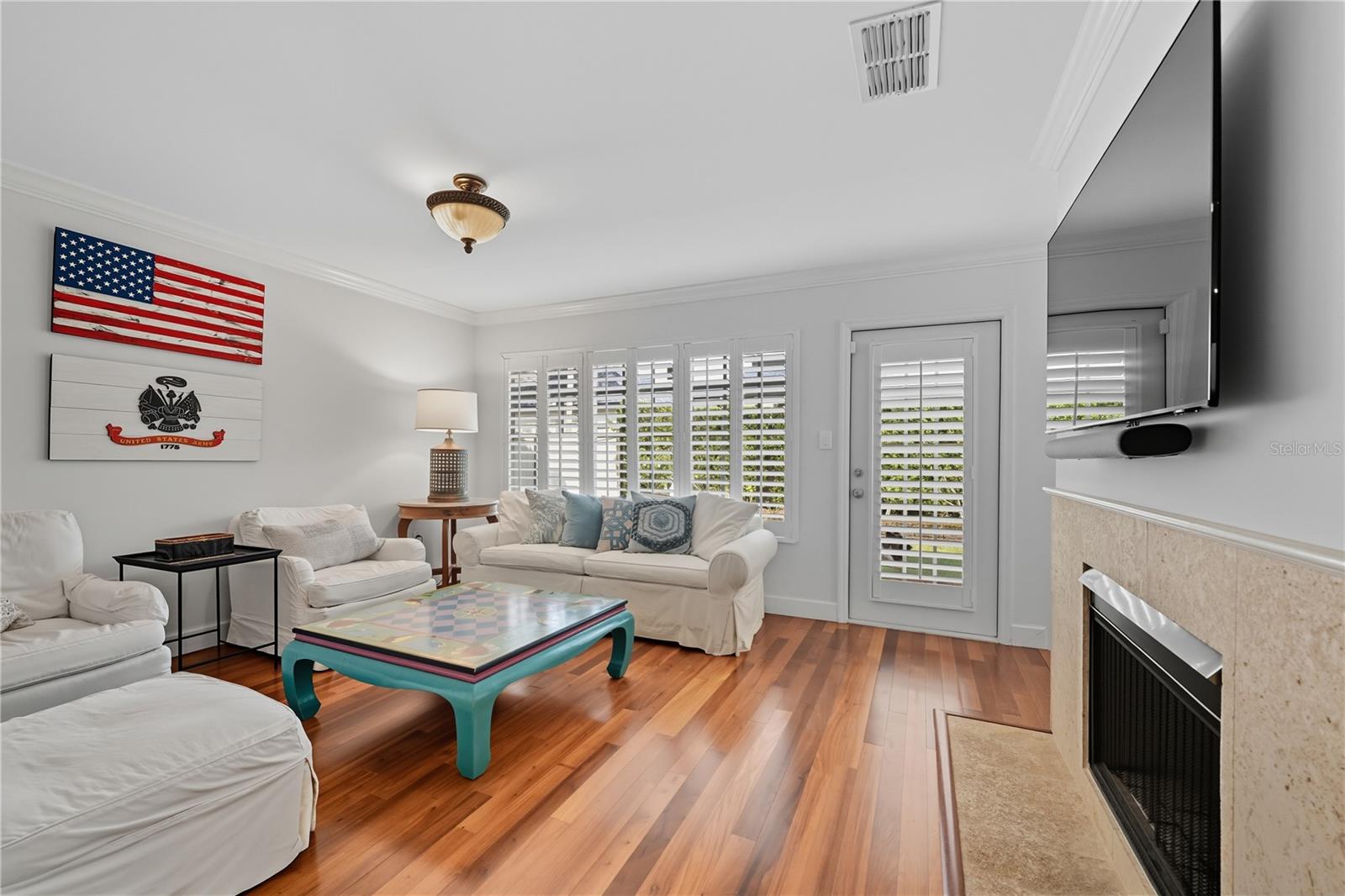 Image 15 of 41 For 1150 Kenwood Avenue