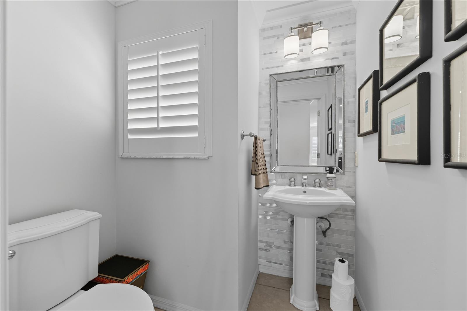 Image 16 of 41 For 1150 Kenwood Avenue