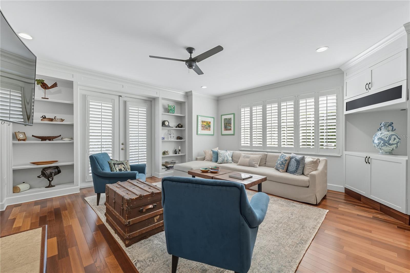 Image 19 of 41 For 1150 Kenwood Avenue