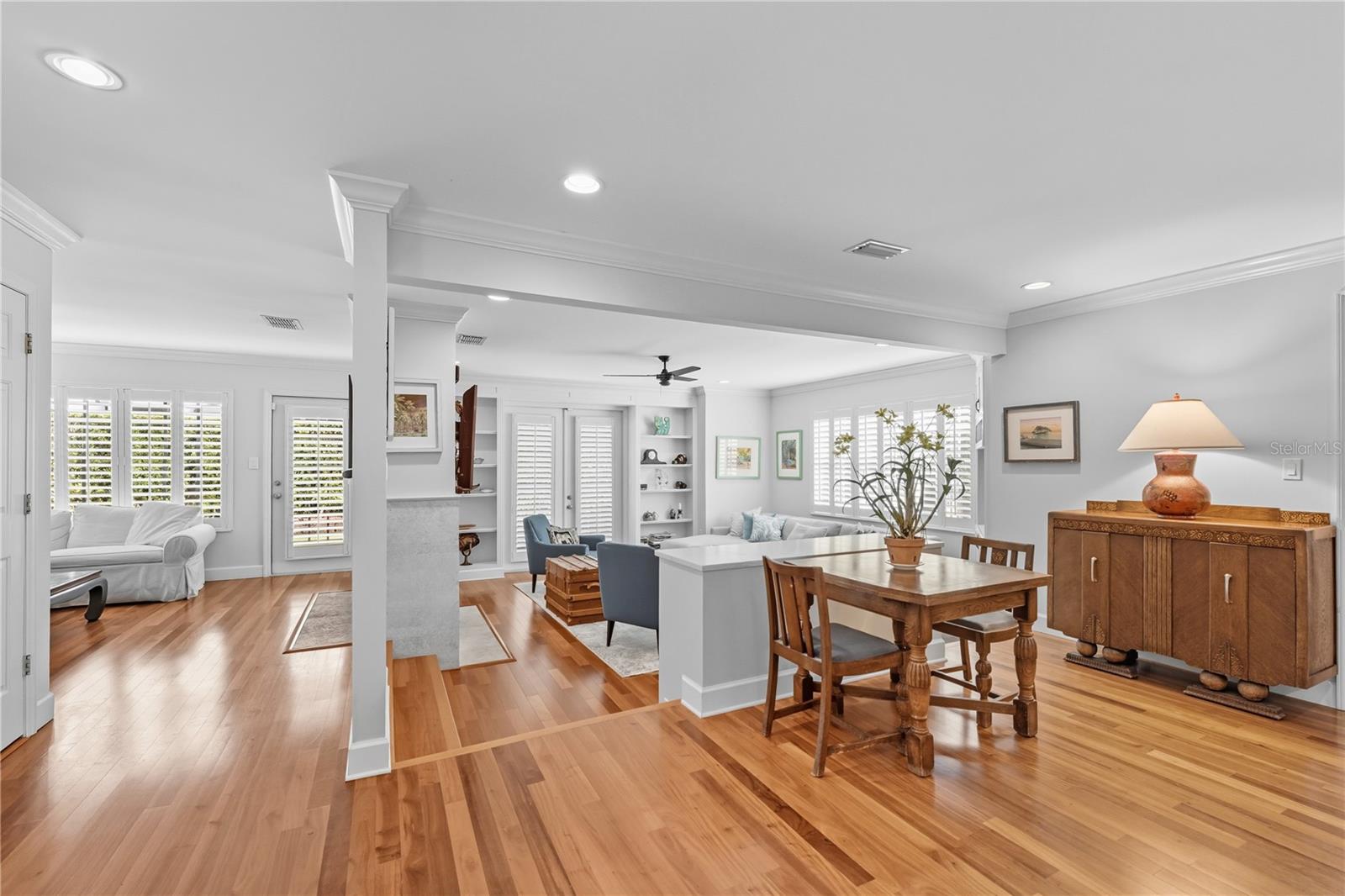 Image 6 of 41 For 1150 Kenwood Avenue