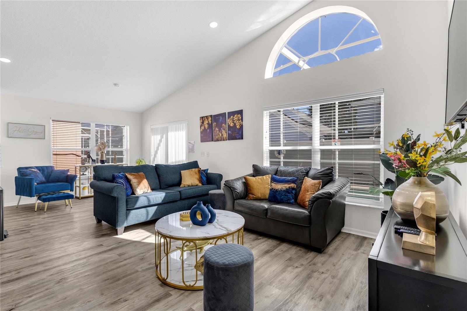 Image 12 of 32 For 458 Hollingshead Loop