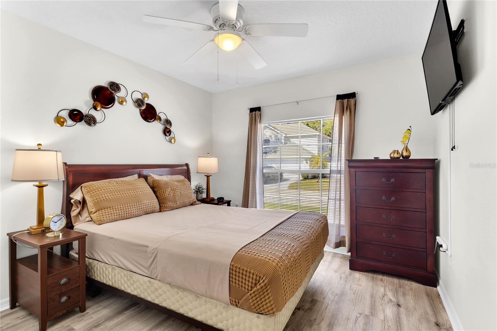 Image 13 of 32 For 458 Hollingshead Loop