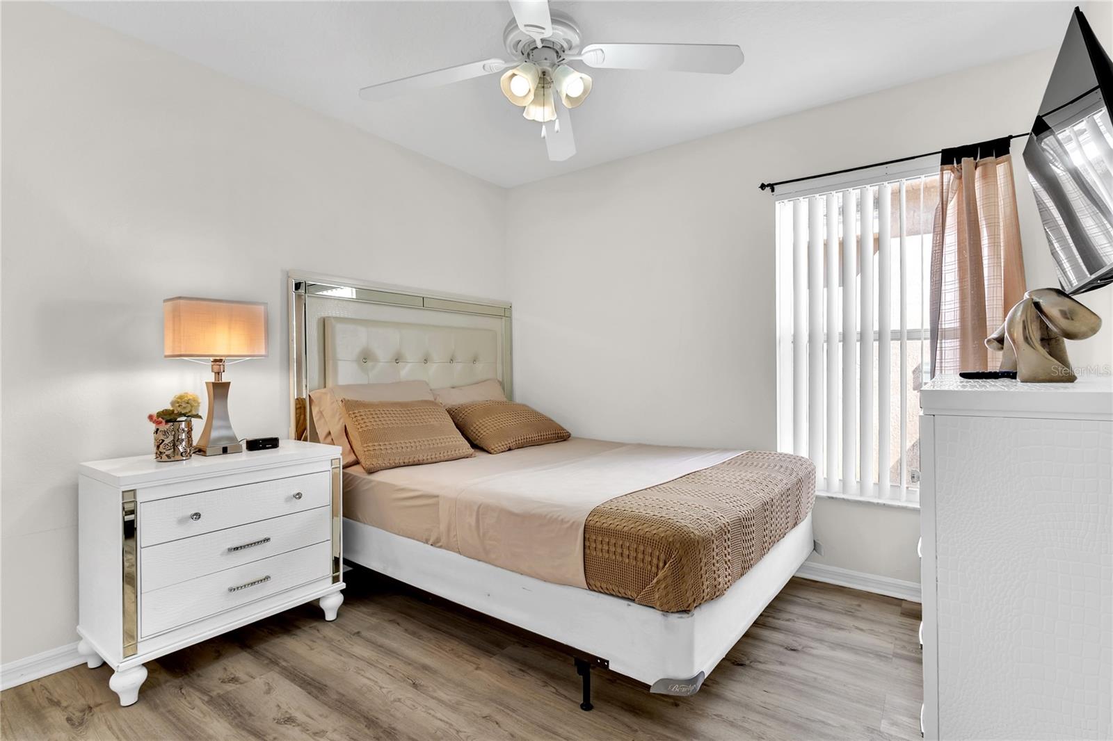 Image 17 of 32 For 458 Hollingshead Loop