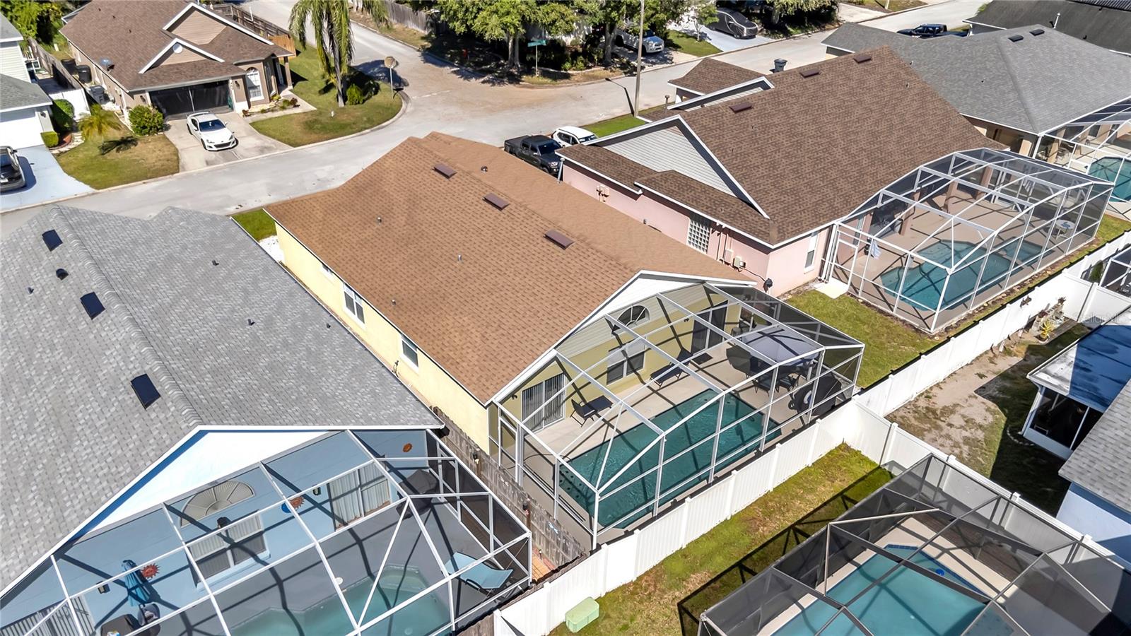 Image 31 of 32 For 458 Hollingshead Loop