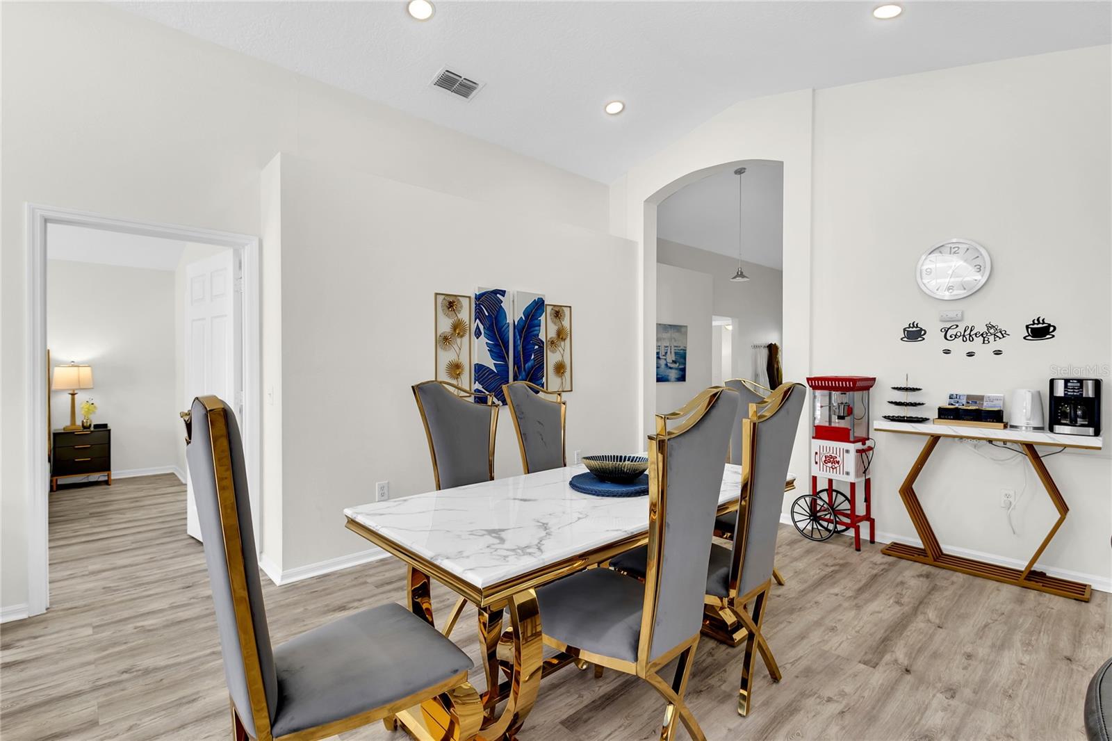 Image 6 of 32 For 458 Hollingshead Loop