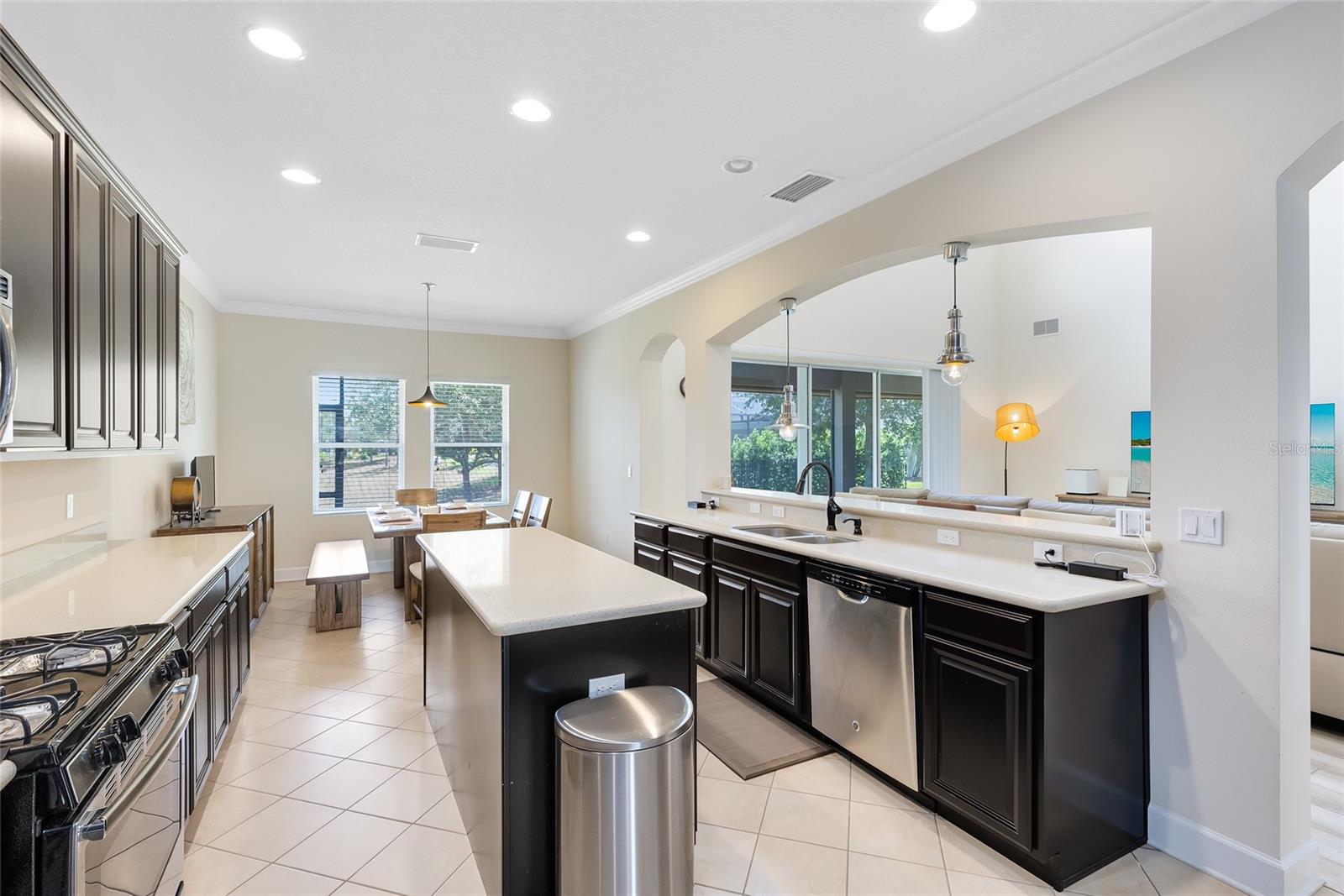 Image 11 of 37 For 15485 Sandfield Loop