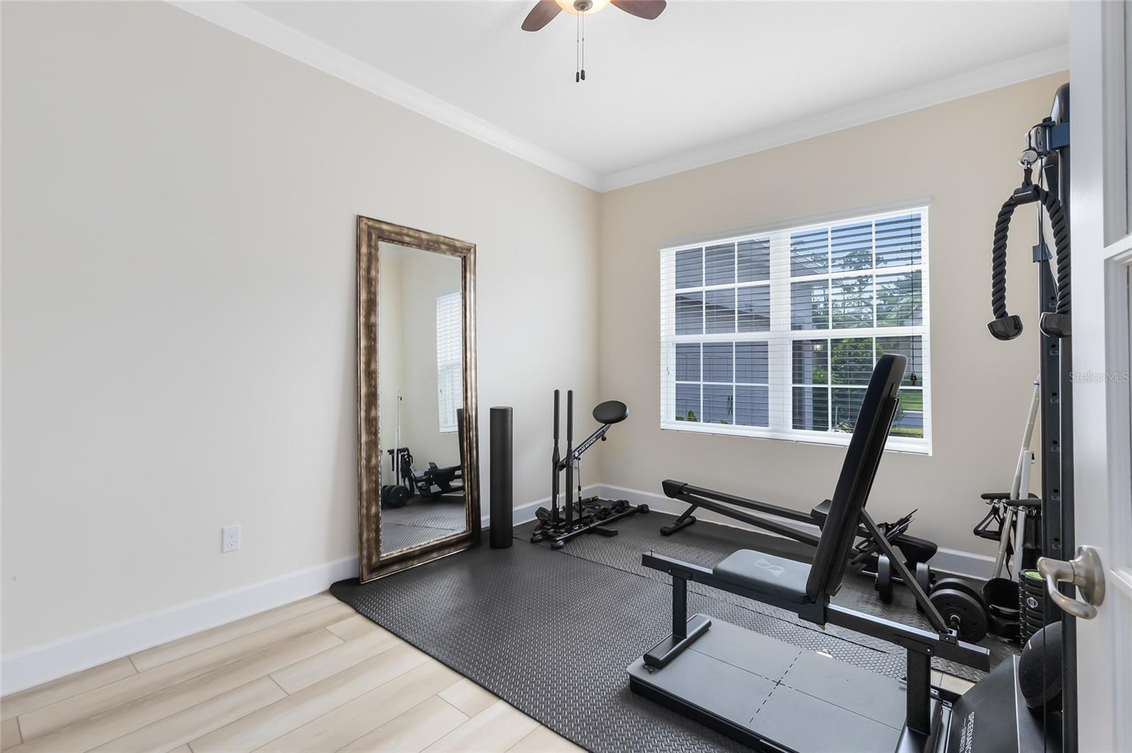 Image 15 of 37 For 15485 Sandfield Loop