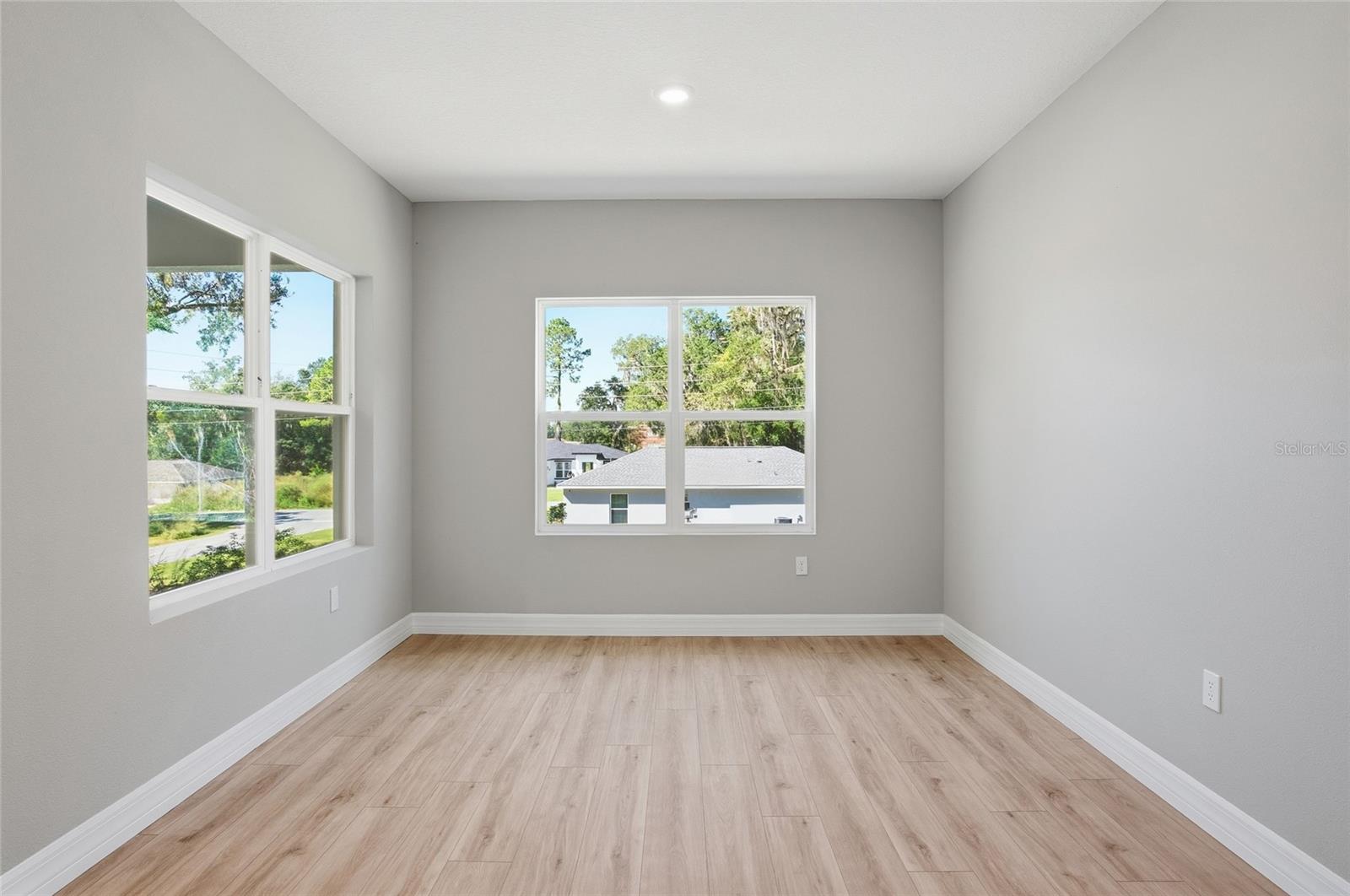 Image 7 of 23 For 4131 130th Loop