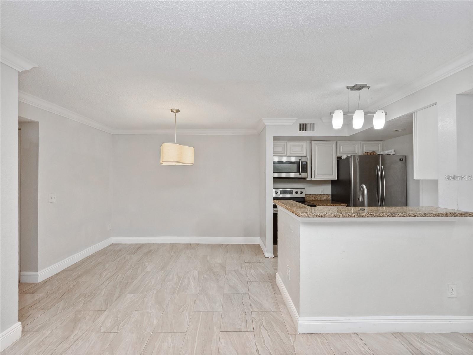 Image 5 of 20 For 5144 Conroy Road 27