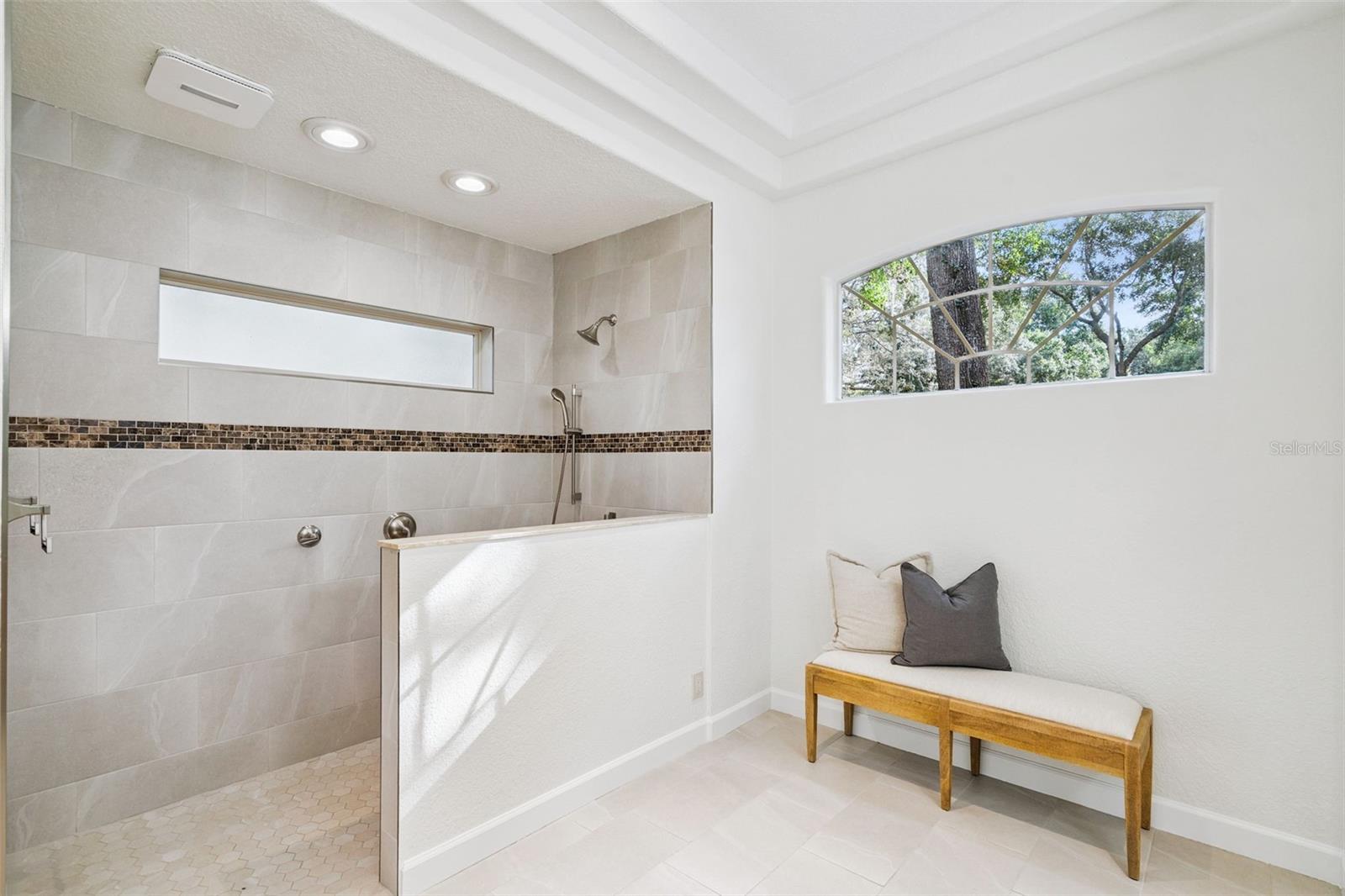 Image 15 of 68 For 1702 Majestic Oak Drive