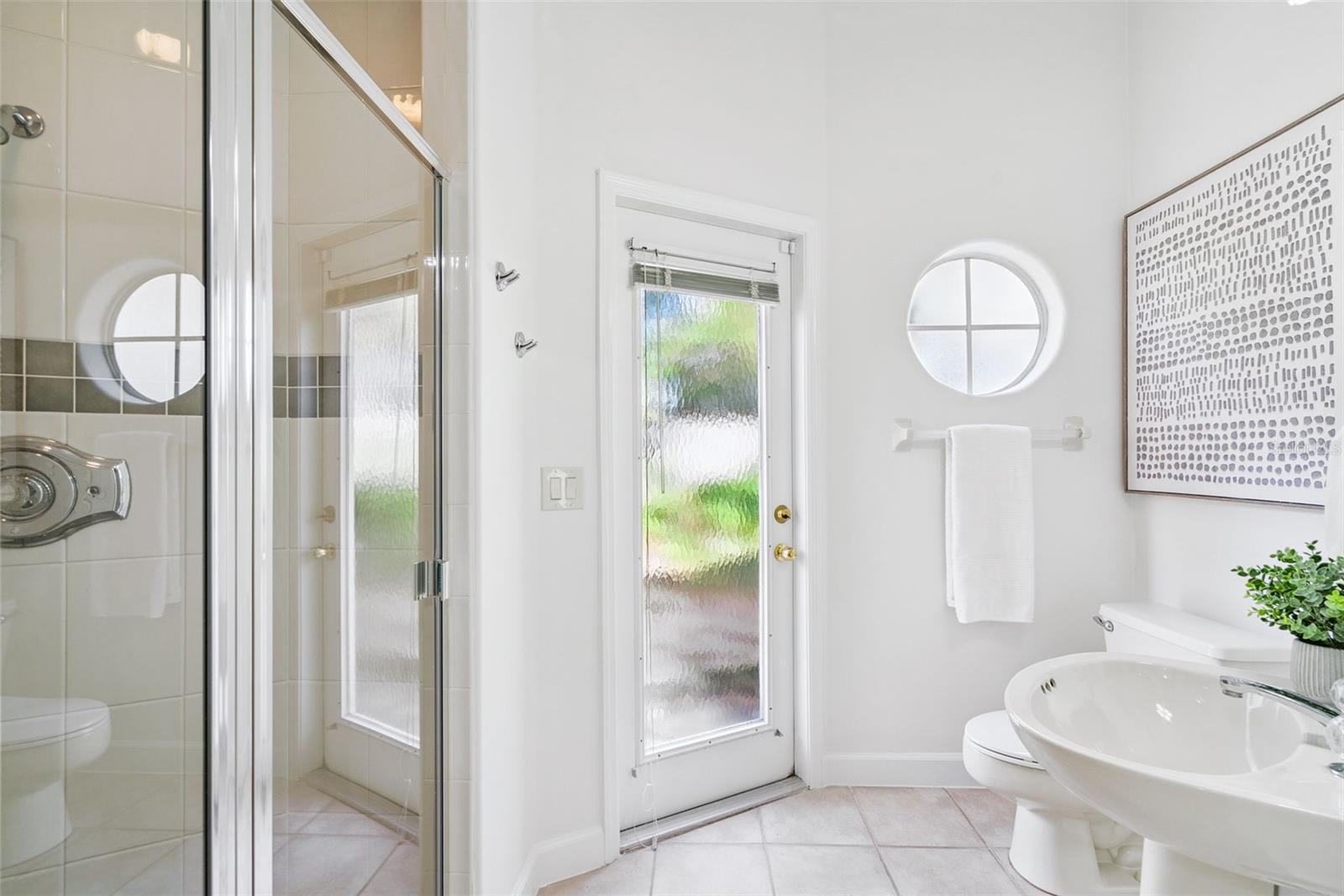 Image 22 of 68 For 1702 Majestic Oak Drive