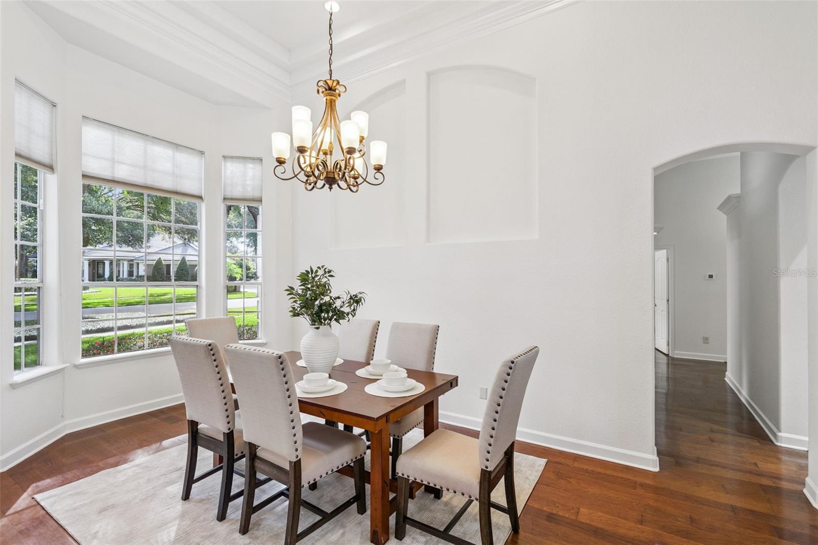 Image 4 of 68 For 1702 Majestic Oak Drive