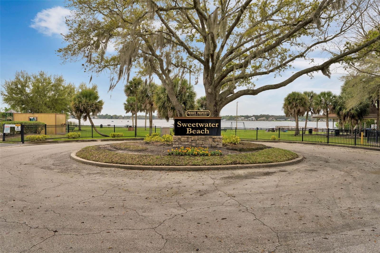 Image 57 of 68 For 1702 Majestic Oak Drive