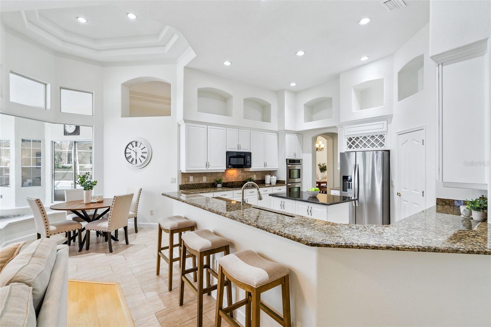 Image 9 of 68 For 1702 Majestic Oak Drive