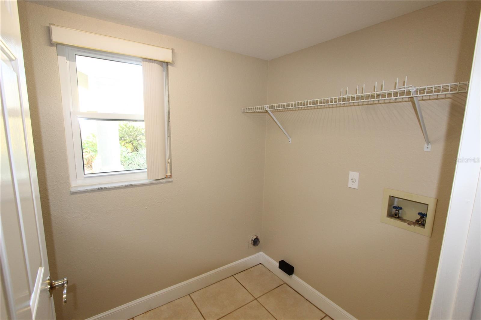 Image 10 of 81 For 3625 Pompano Court