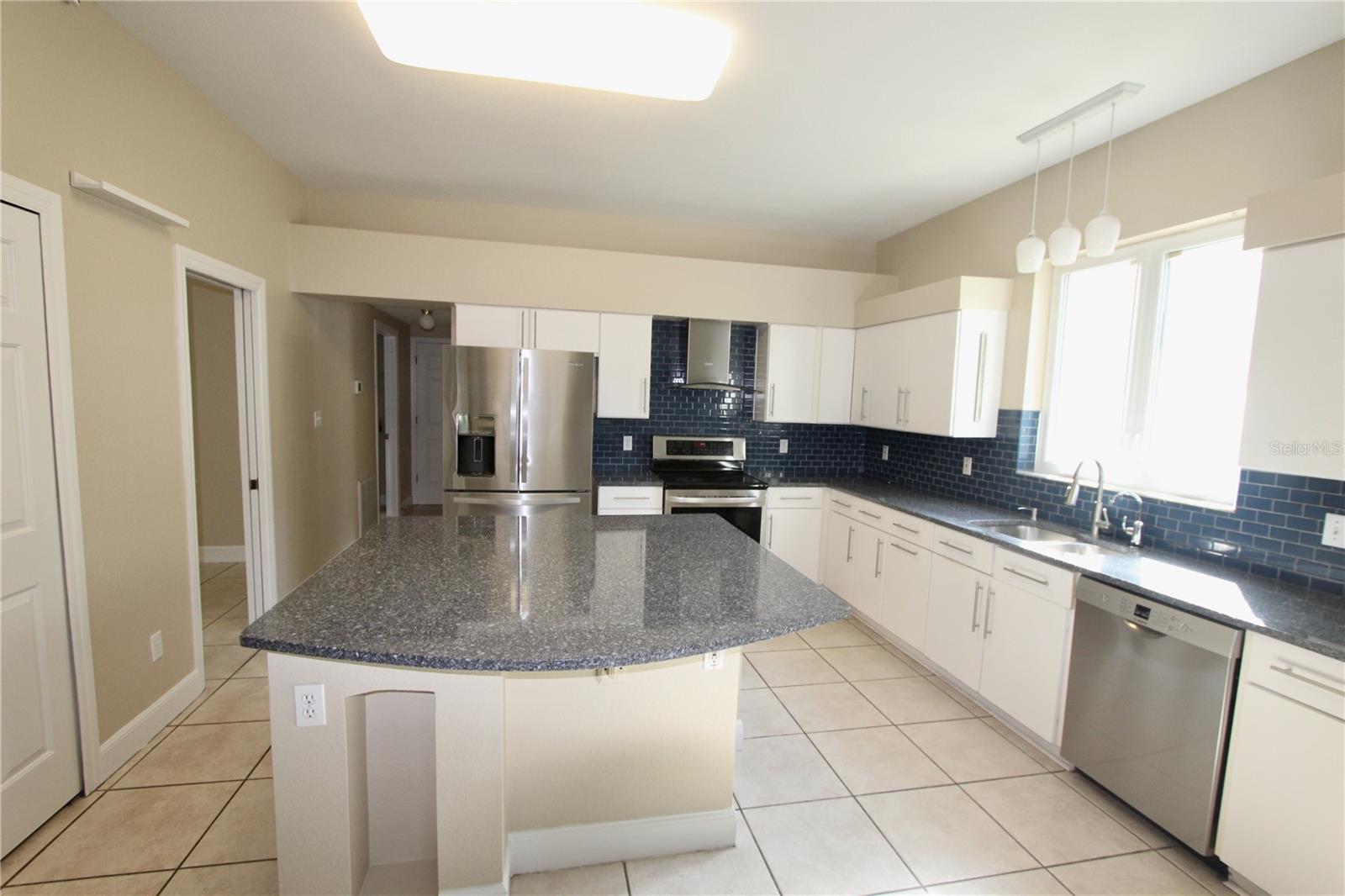 Image 15 of 81 For 3625 Pompano Court