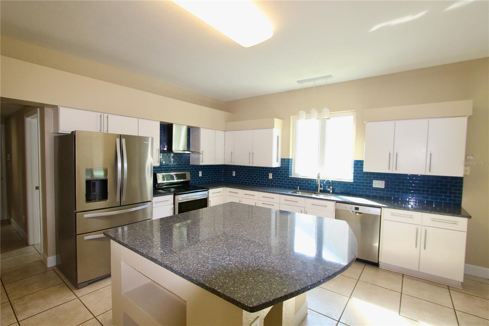 Image 16 of 81 For 3625 Pompano Court