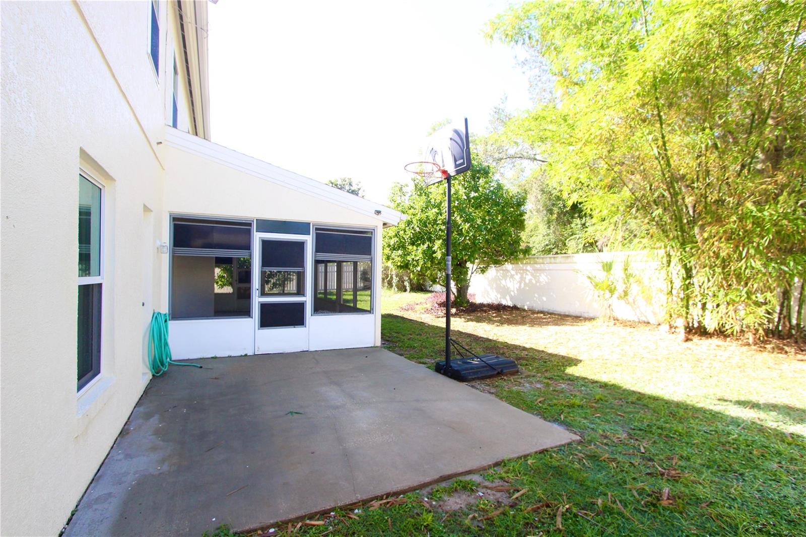 Image 21 of 81 For 3625 Pompano Court