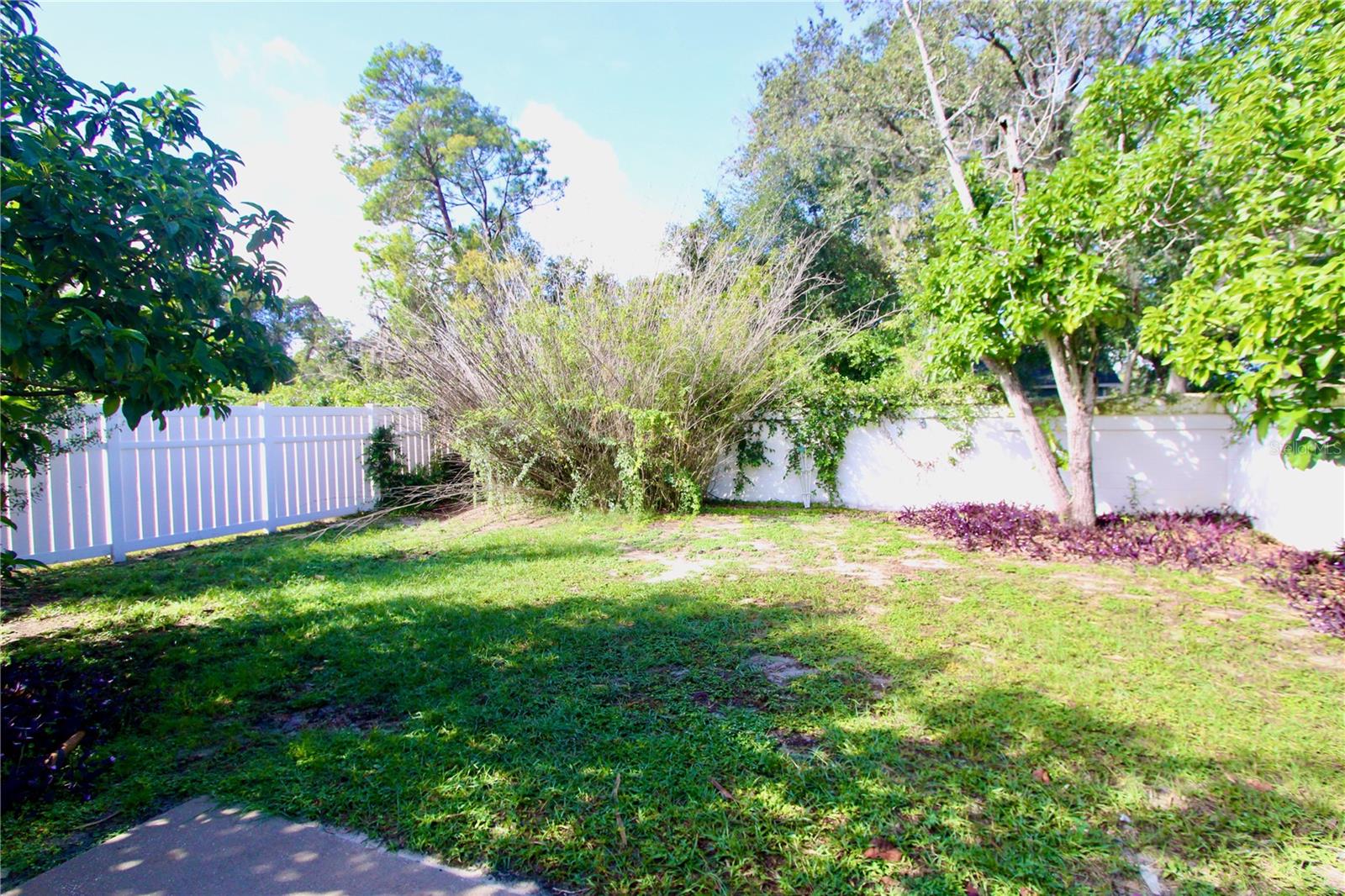 Image 23 of 81 For 3625 Pompano Court