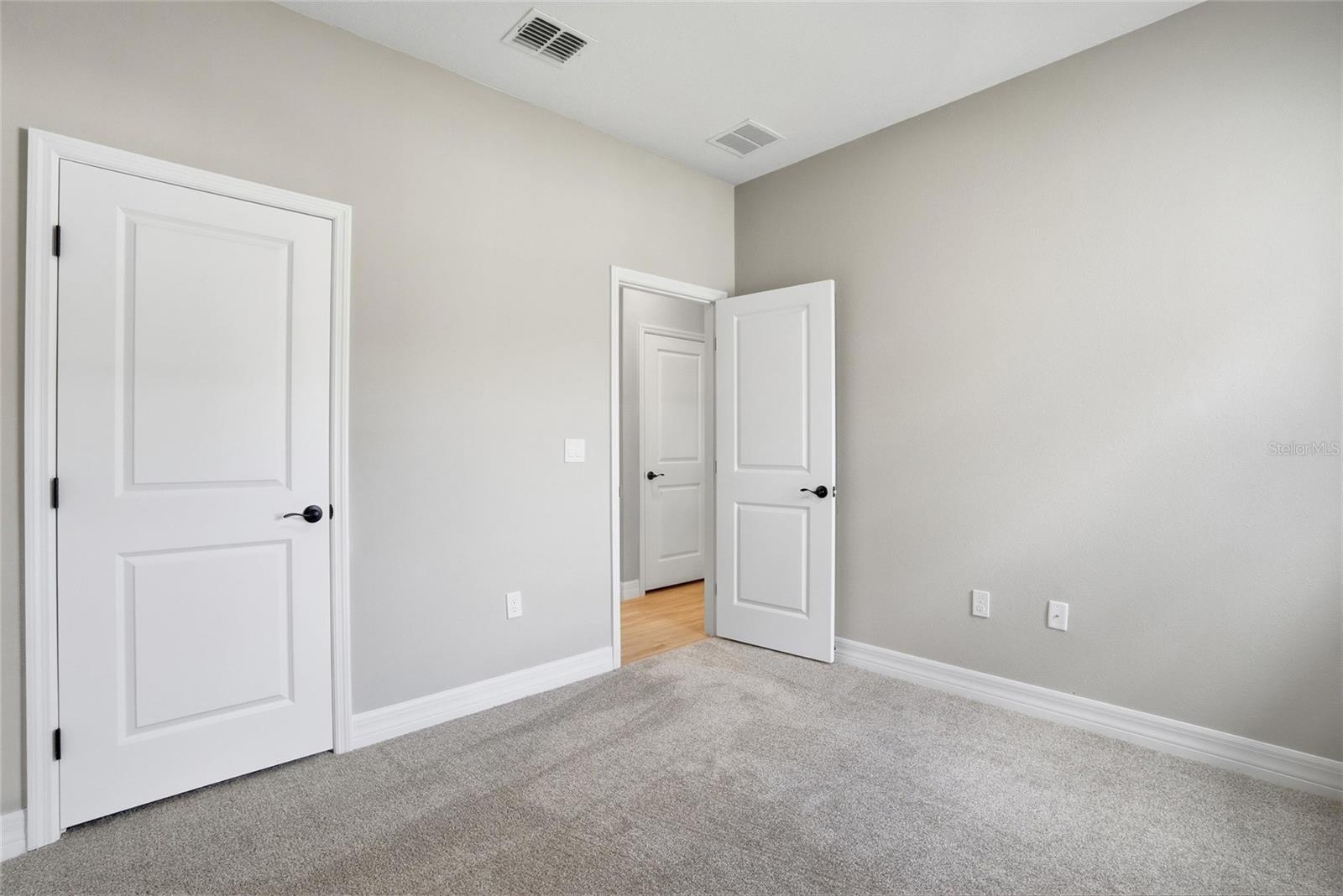 Image 13 of 21 For 4049 134th Street