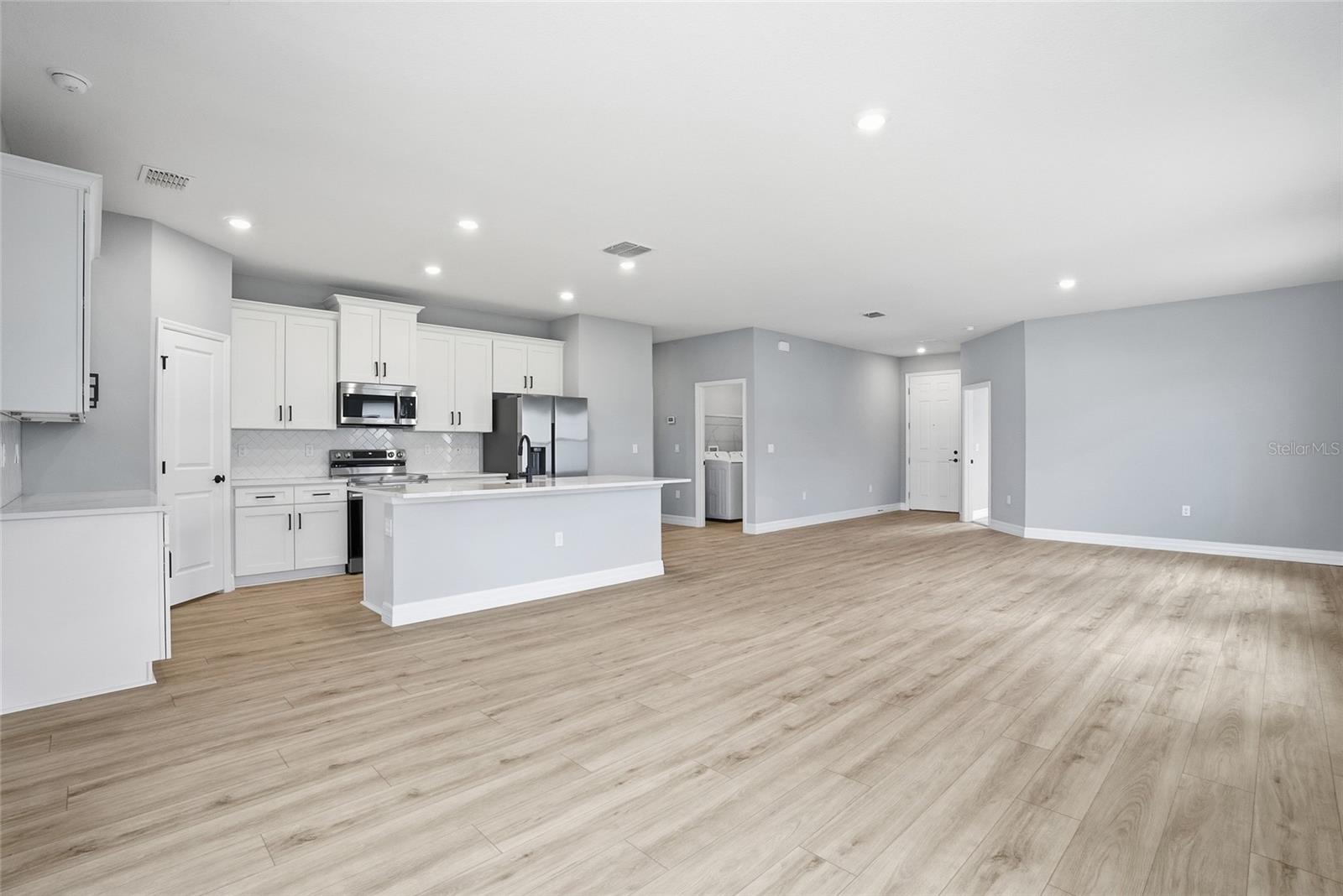 Image 9 of 21 For 4049 134th Street