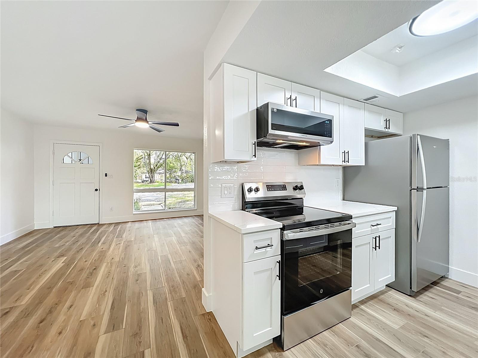 Image 13 of 44 For 10217 Belgrove Place