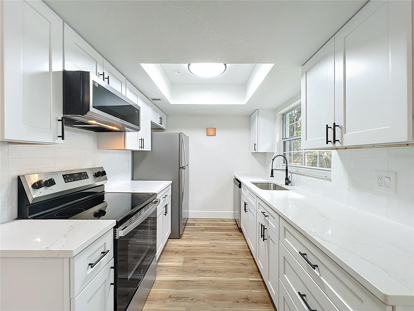 Image 14 of 44 For 10217 Belgrove Place