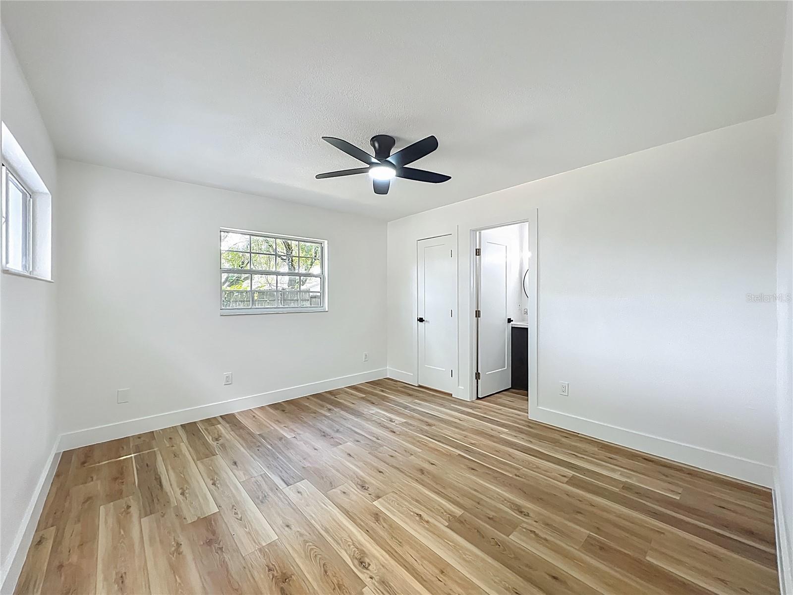 Image 18 of 44 For 10217 Belgrove Place