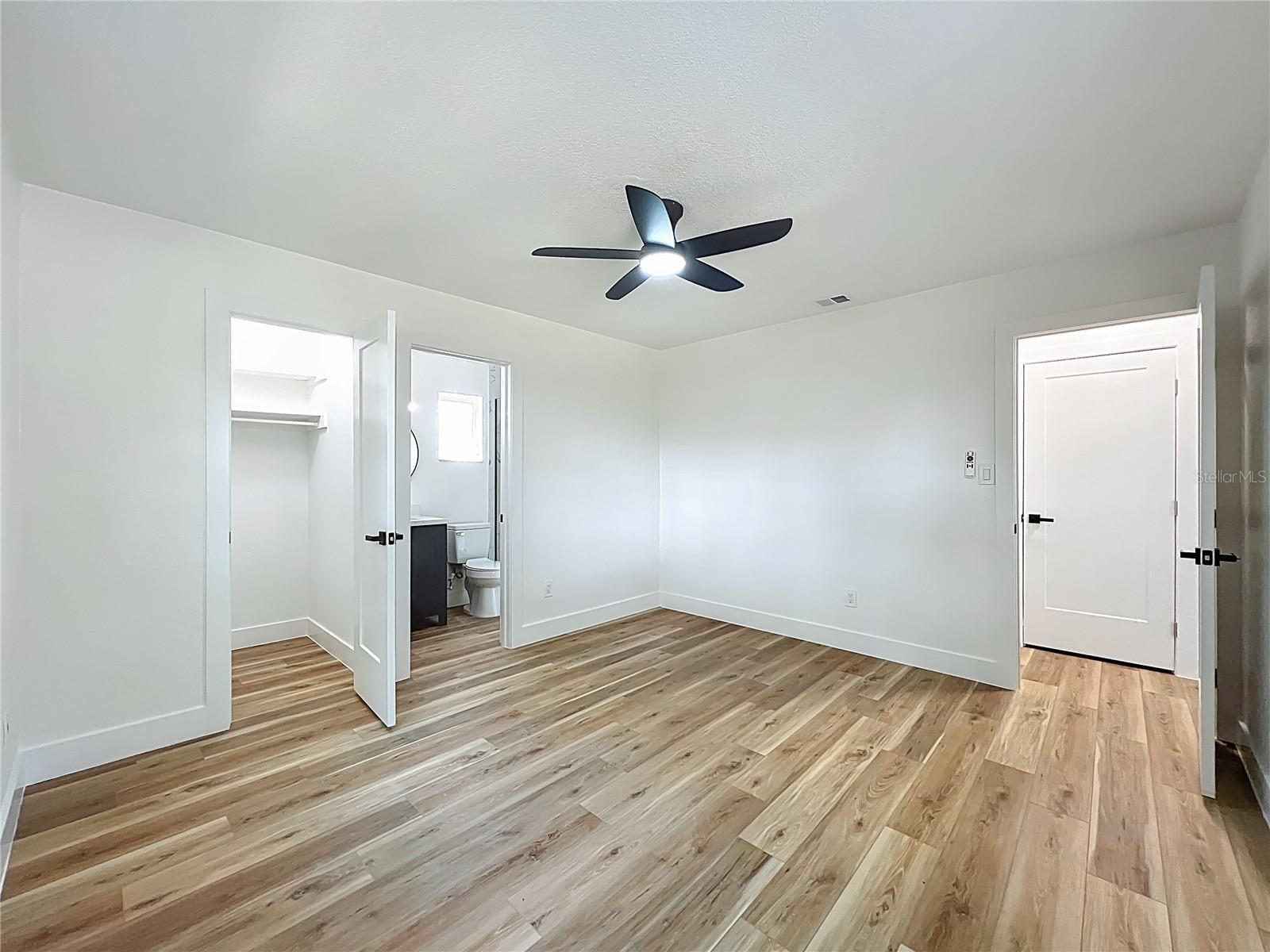 Image 19 of 44 For 10217 Belgrove Place