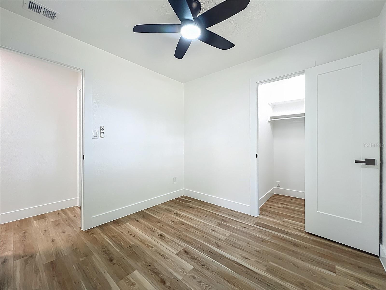 Image 26 of 44 For 10217 Belgrove Place