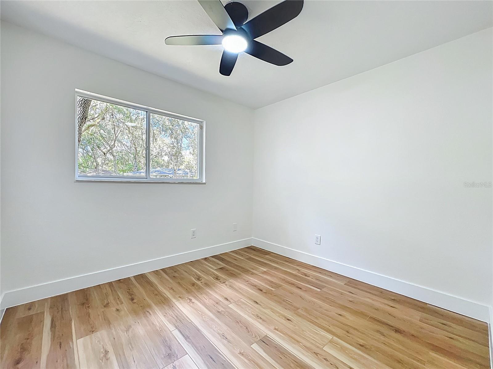 Image 29 of 44 For 10217 Belgrove Place