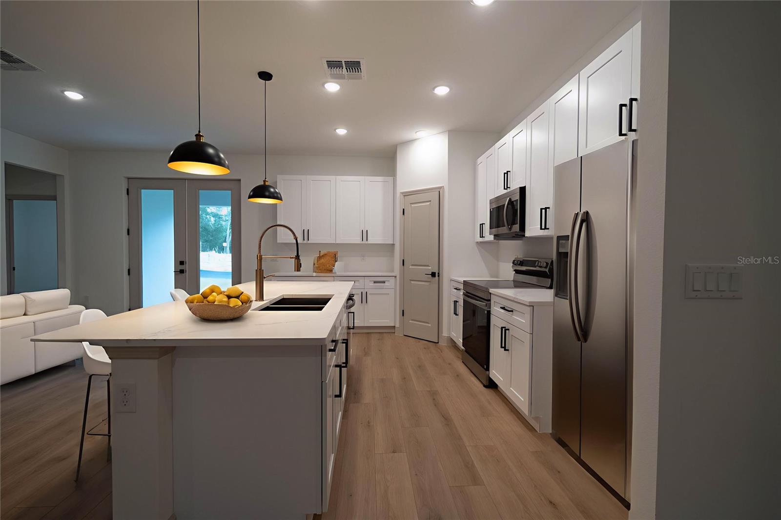 Image 14 of 38 For 30536 Hoylake Street