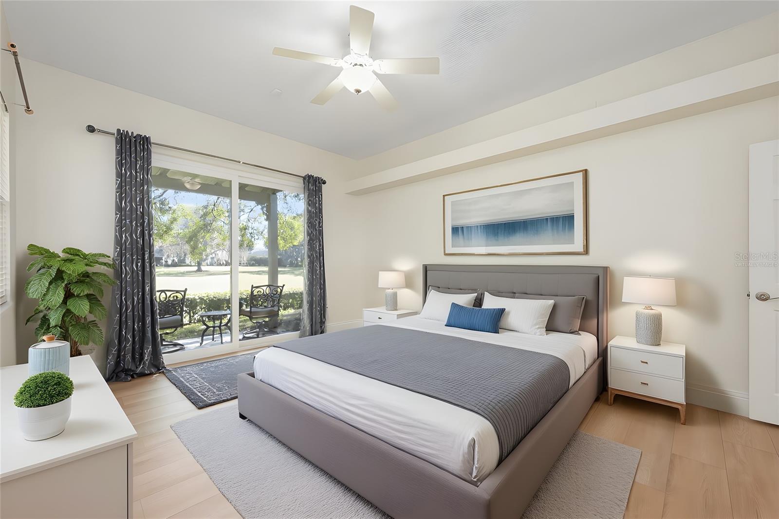 Image 20 of 44 For 935 Ridgeside Court