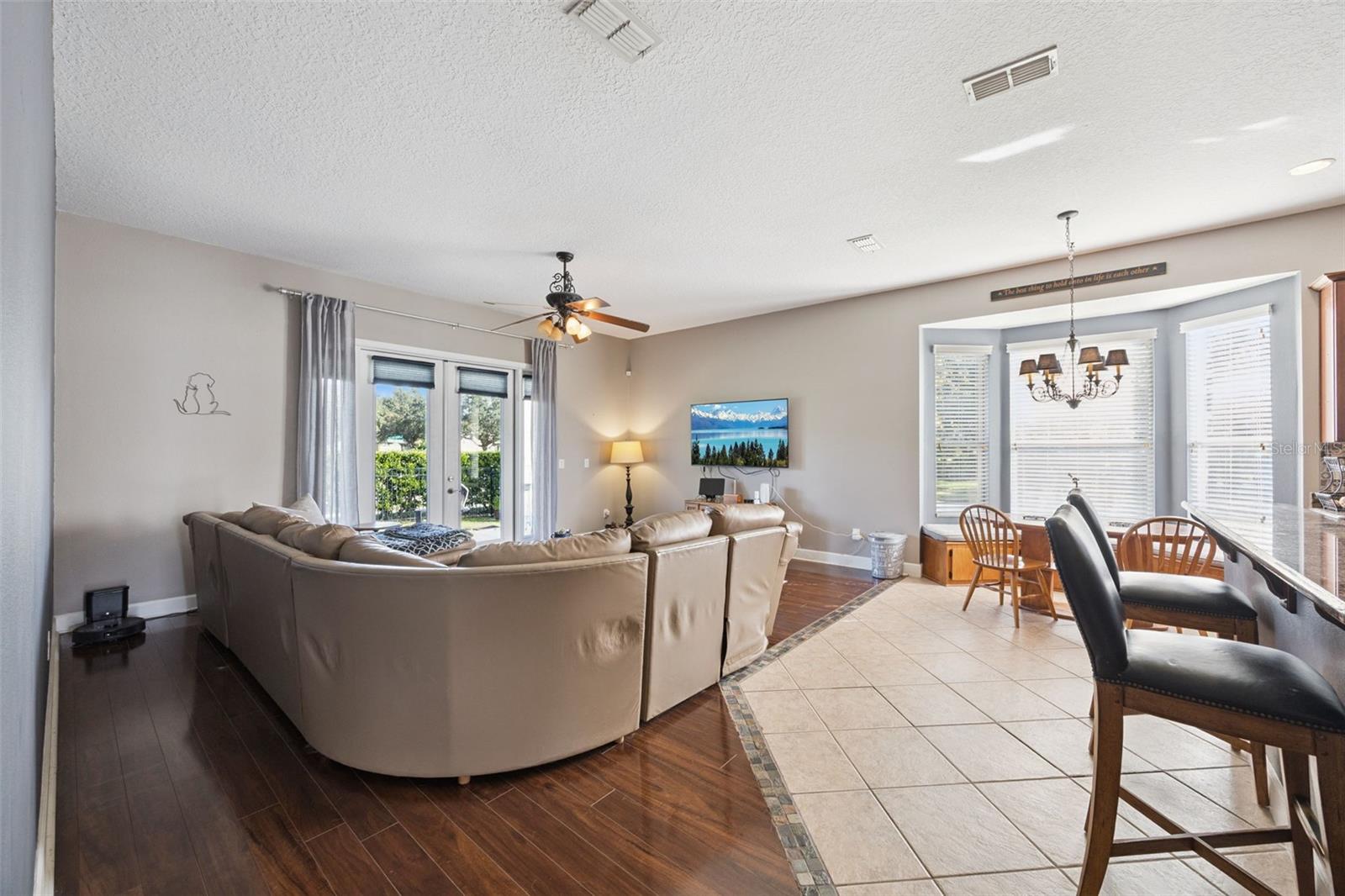 Image 11 of 65 For 3720 Valley Oaks Court