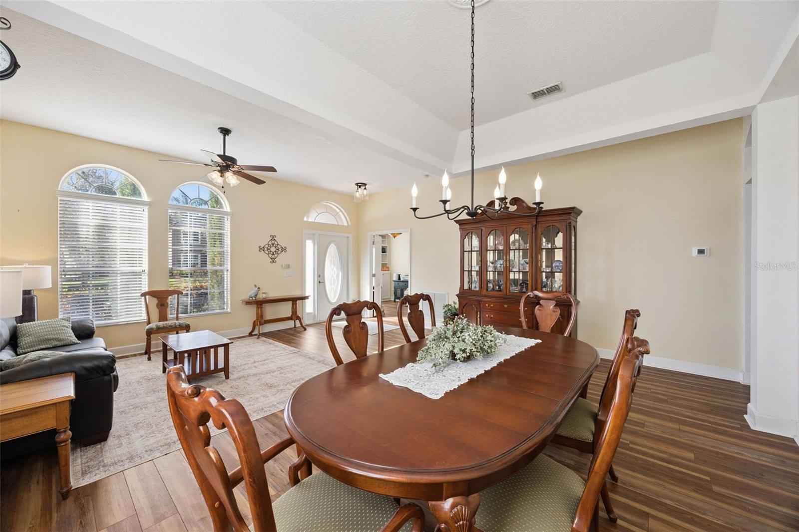 Image 7 of 65 For 3720 Valley Oaks Court