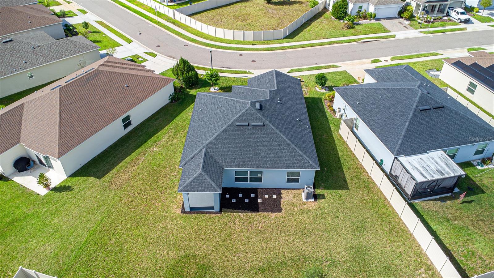 Image 11 of 36 For 596 Meadow Bend Drive