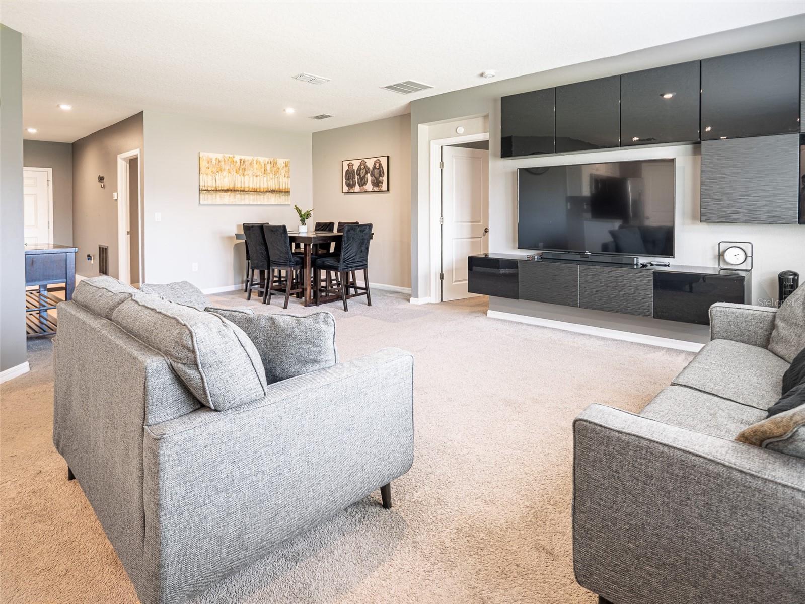 Image 16 of 36 For 596 Meadow Bend Drive