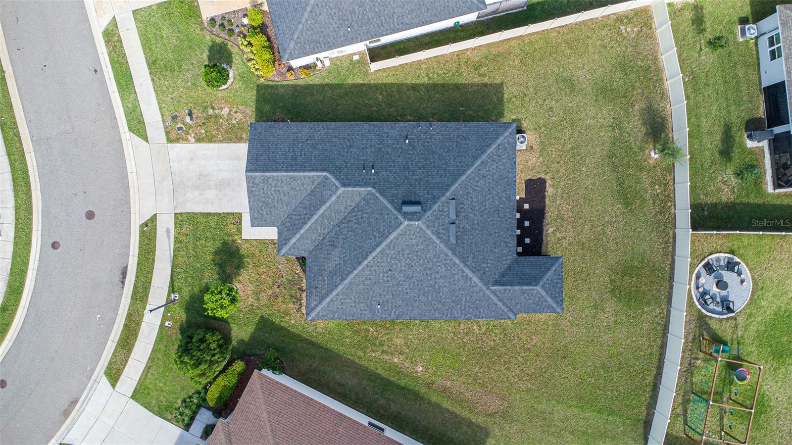 Image 9 of 36 For 596 Meadow Bend Drive