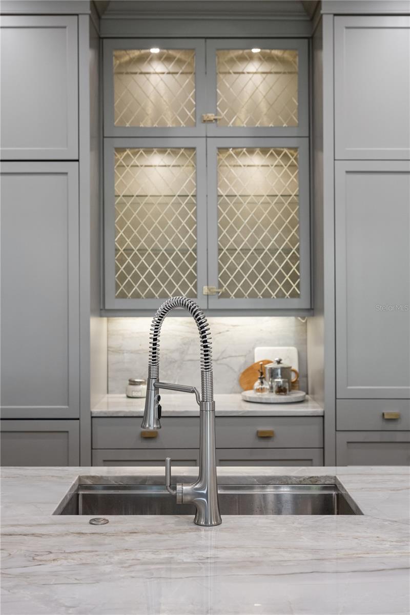 Image 15 of 32 For 6047 Blakeford Drive