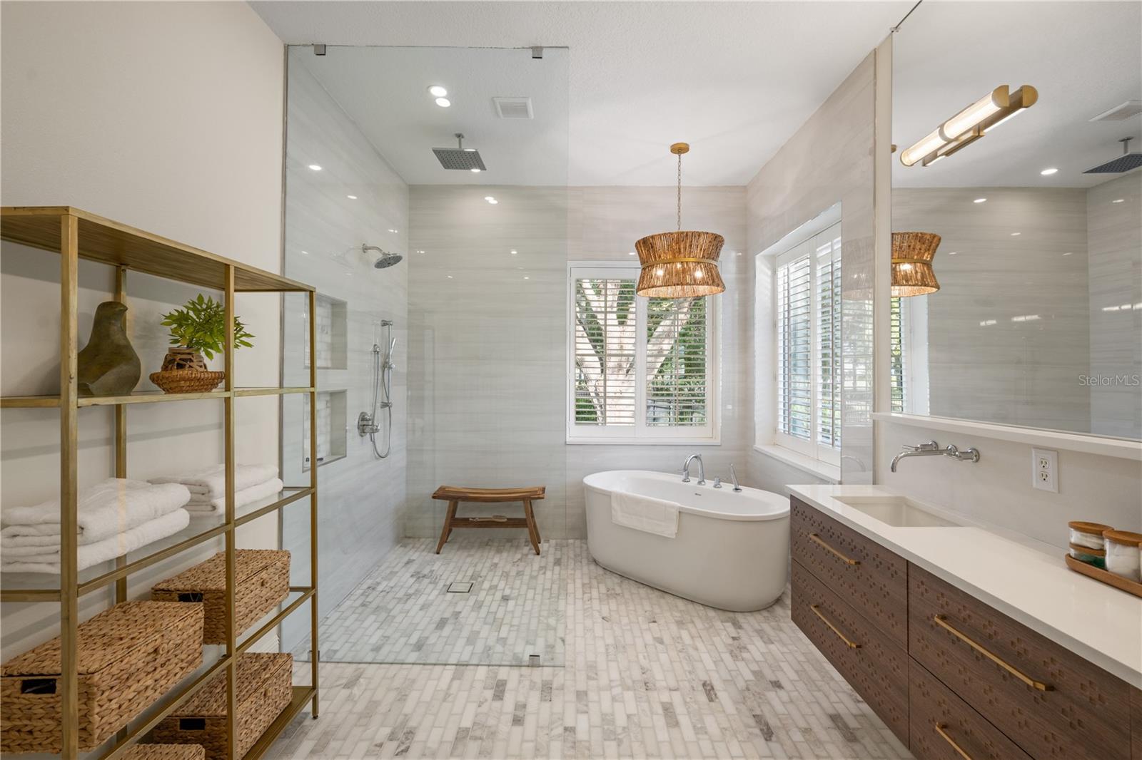 Image 18 of 32 For 6047 Blakeford Drive