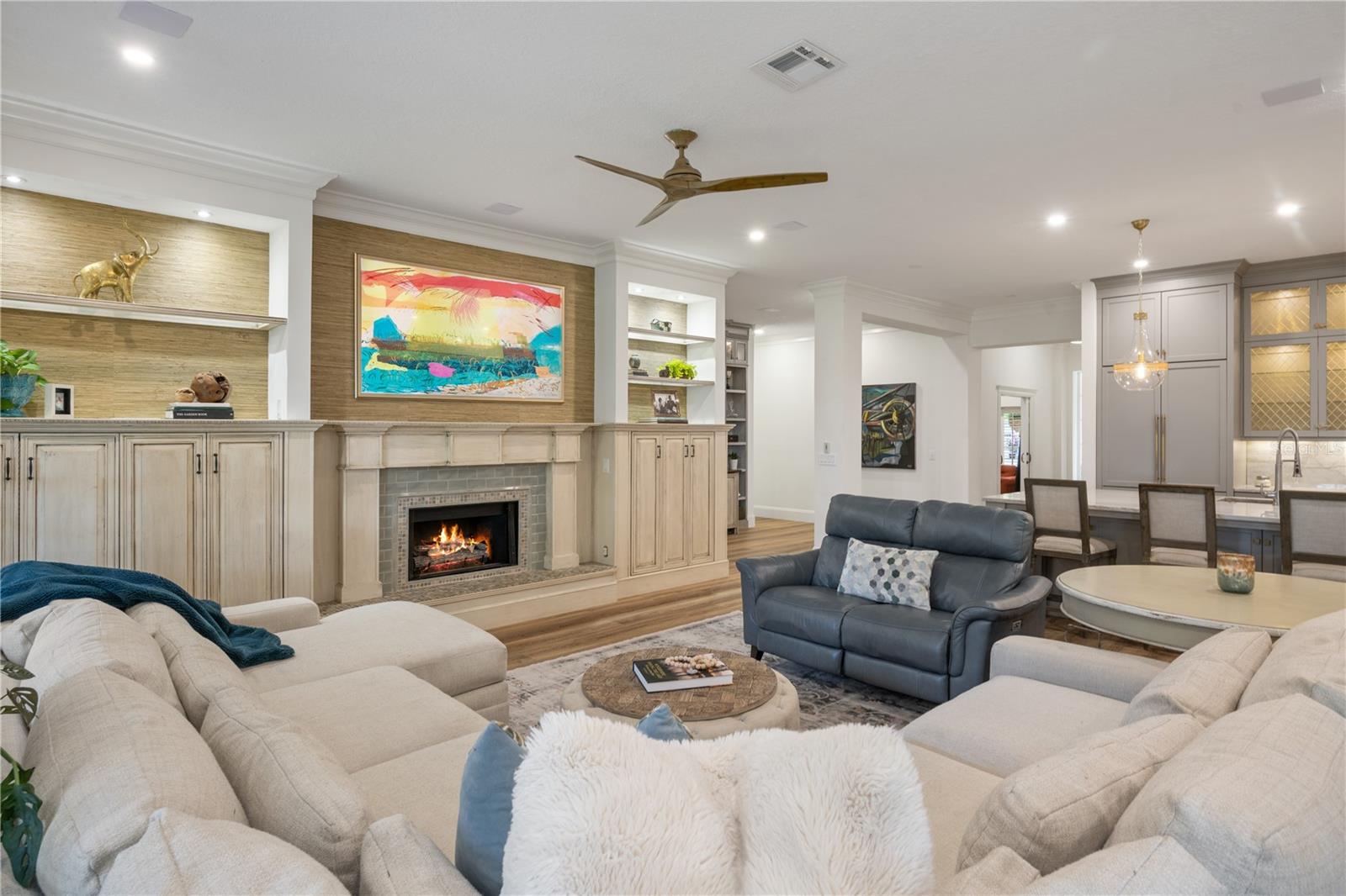 Image 7 of 32 For 6047 Blakeford Drive