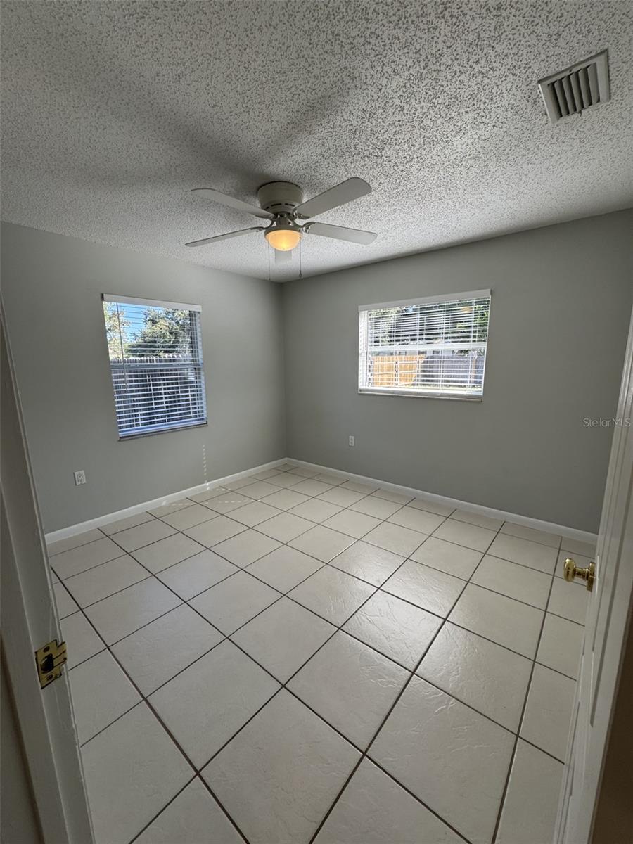 Image 16 of 29 For 1312 North Avenue