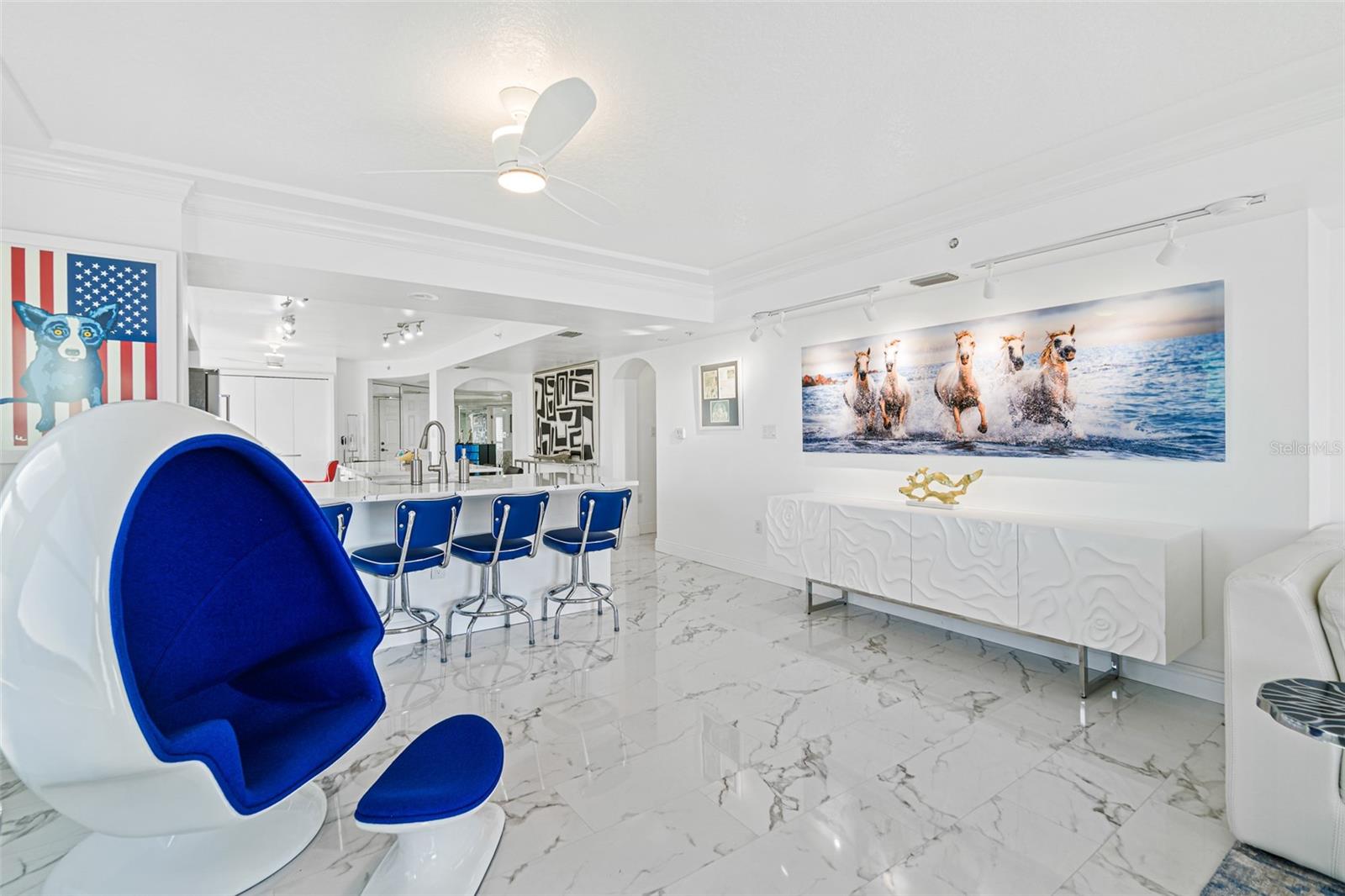 Image 21 of 50 For 443 Johnson Avenue 402