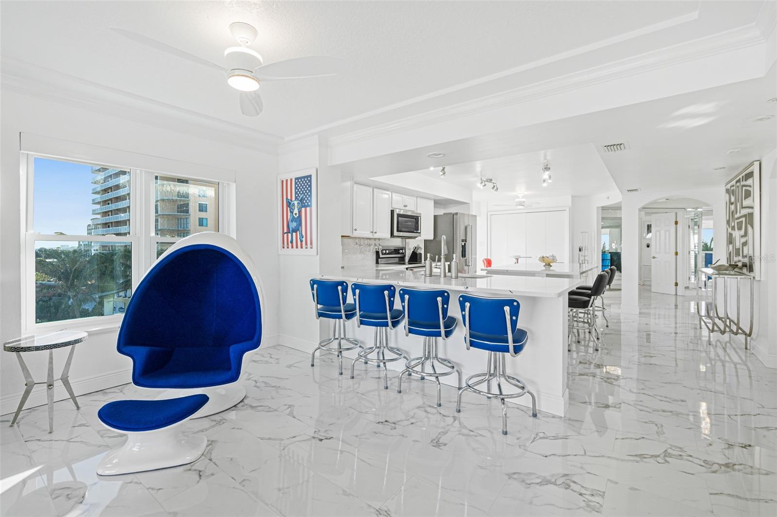 Image 22 of 50 For 443 Johnson Avenue 402