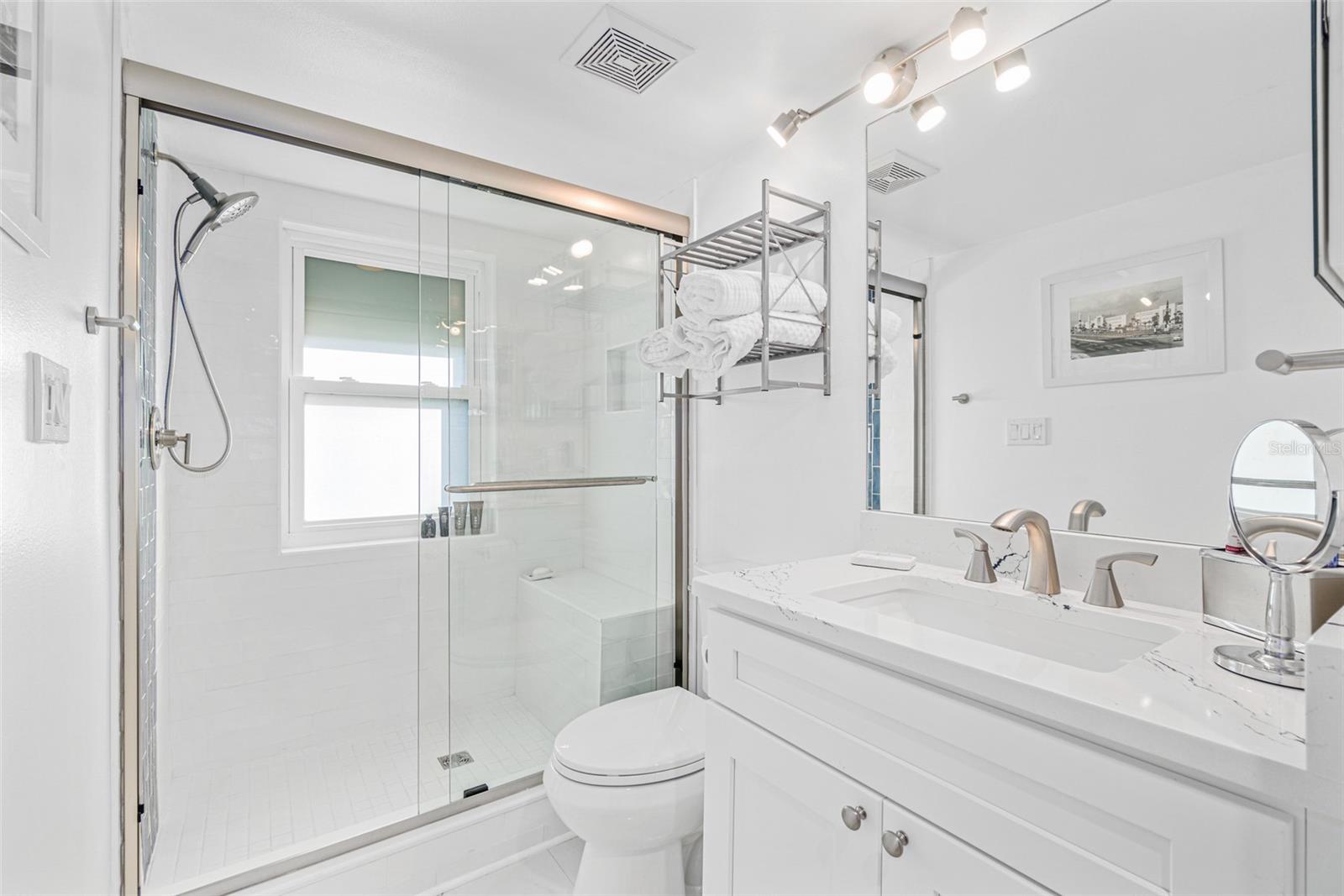 Image 31 of 50 For 443 Johnson Avenue 402