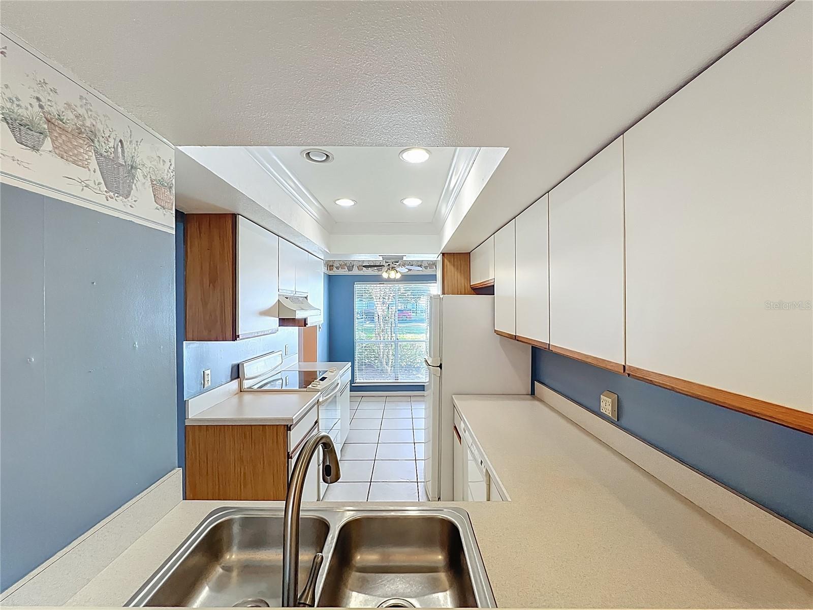 Image 10 of 22 For 230 Sabal Palm Place