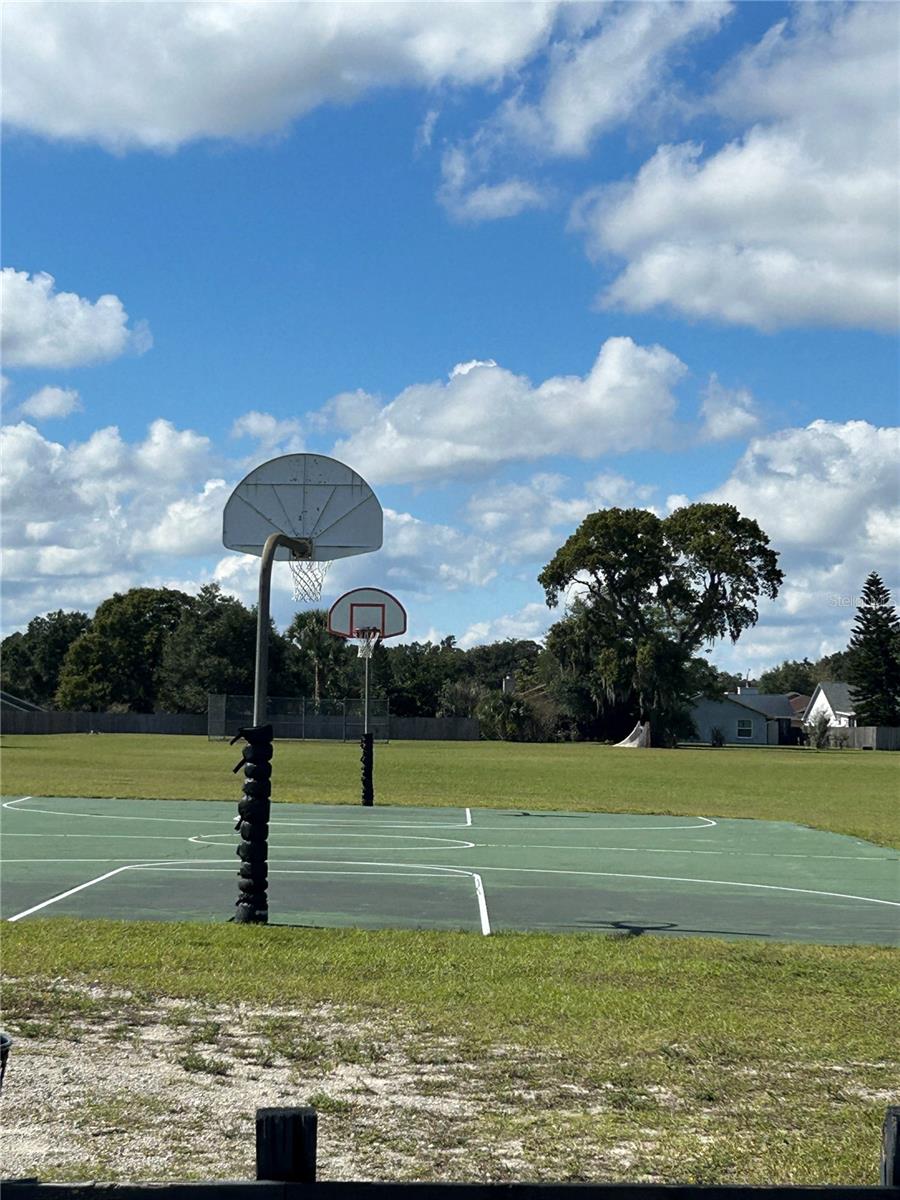 Image 34 of 37 For 1275 Madelena Avenue